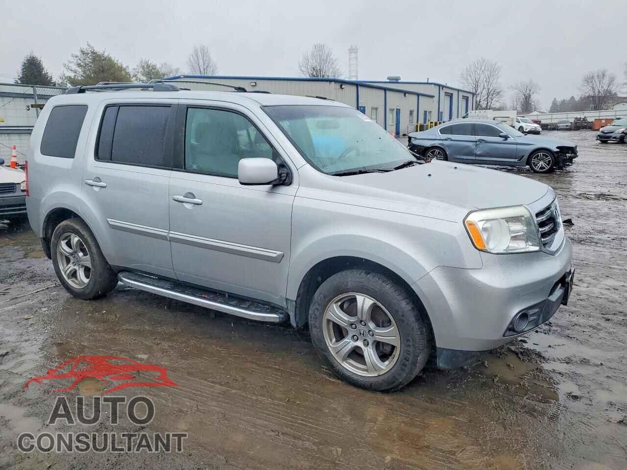 HONDA PILOT 2012 - 5FNYF4H47CB038234