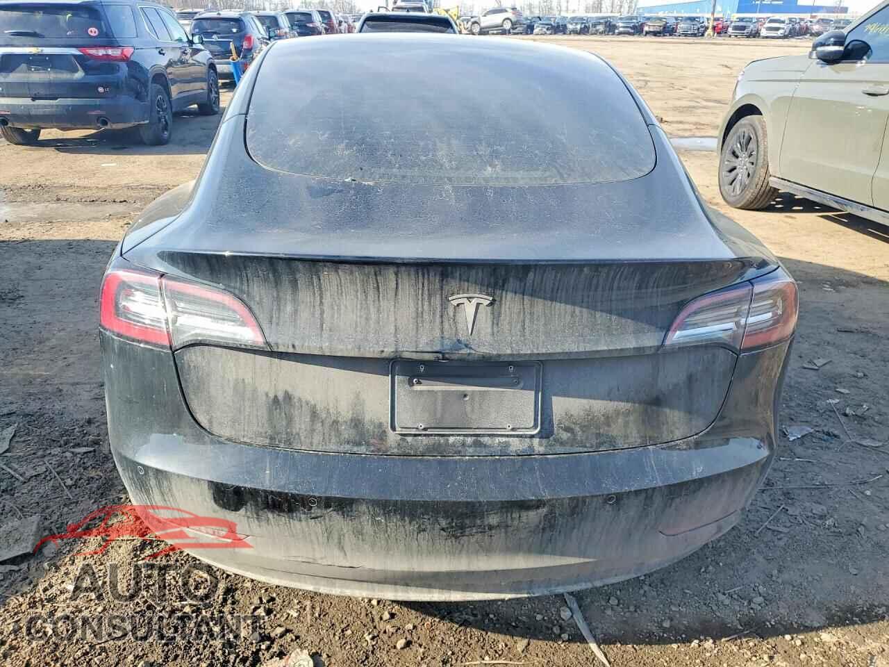 TESLA MODEL 3 2021 - 5YJ3E1EA3MF996715
