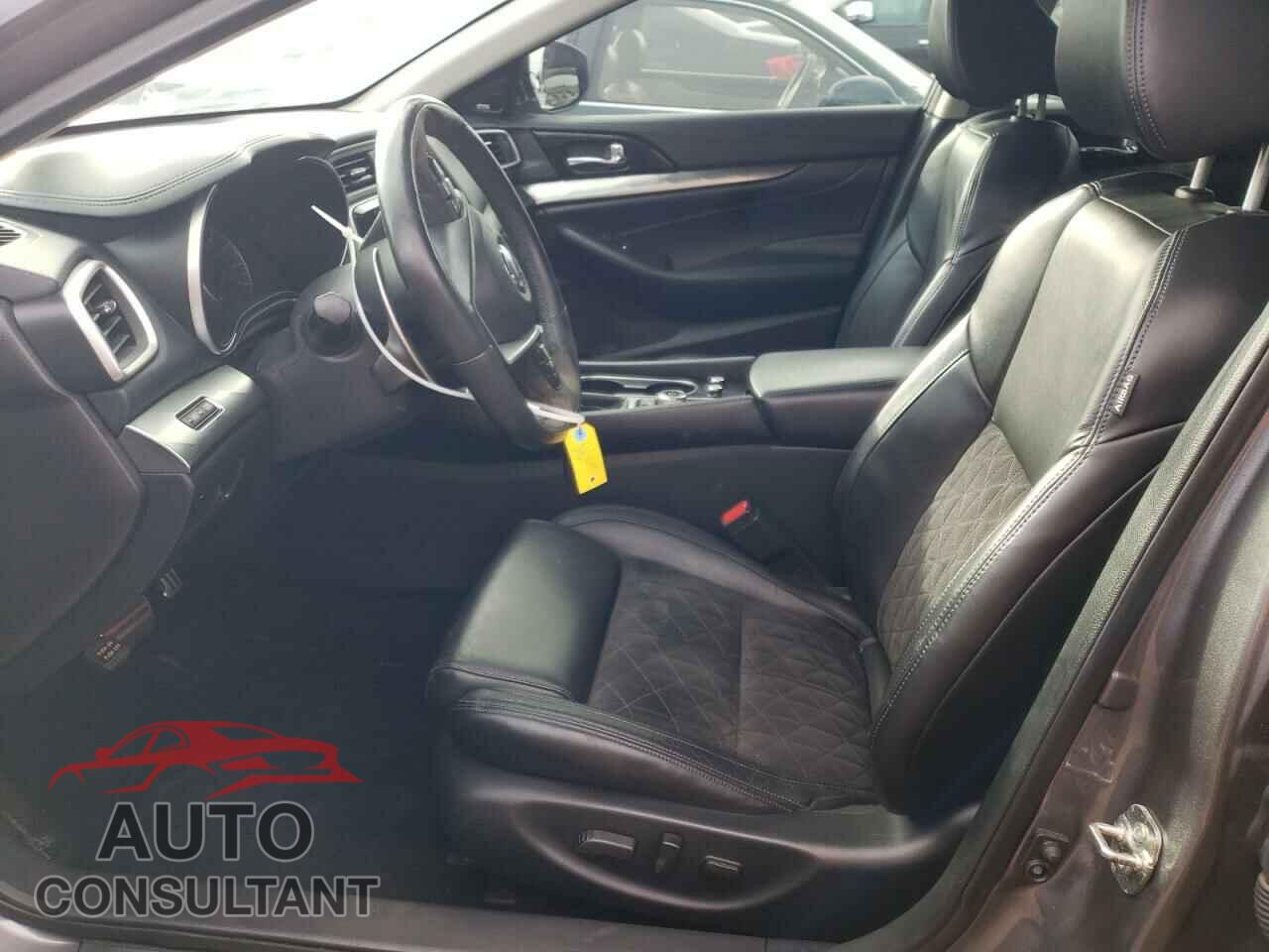 NISSAN MAXIMA 2017 - 1N4AA6AP7HC375769