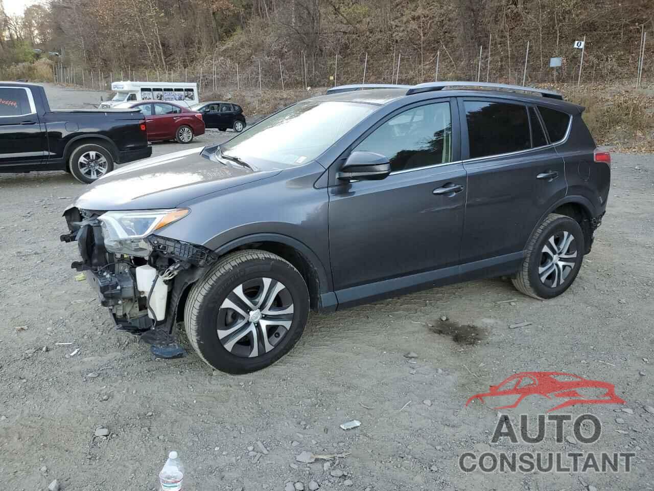 TOYOTA RAV4 2017 - JTMBFREV6HJ712096