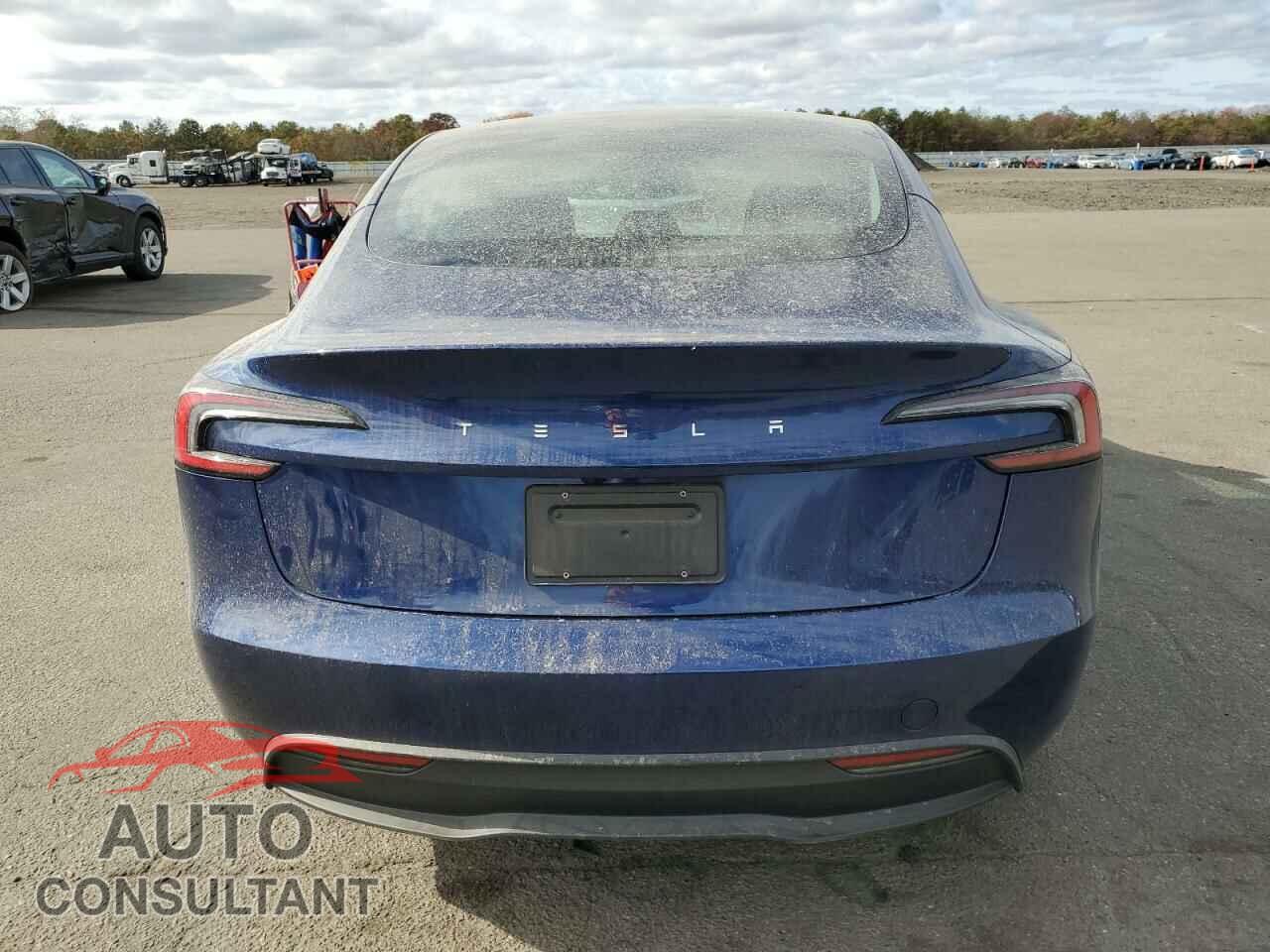 TESLA MODEL 3 2024 - 5YJ3E1EAXRF725898
