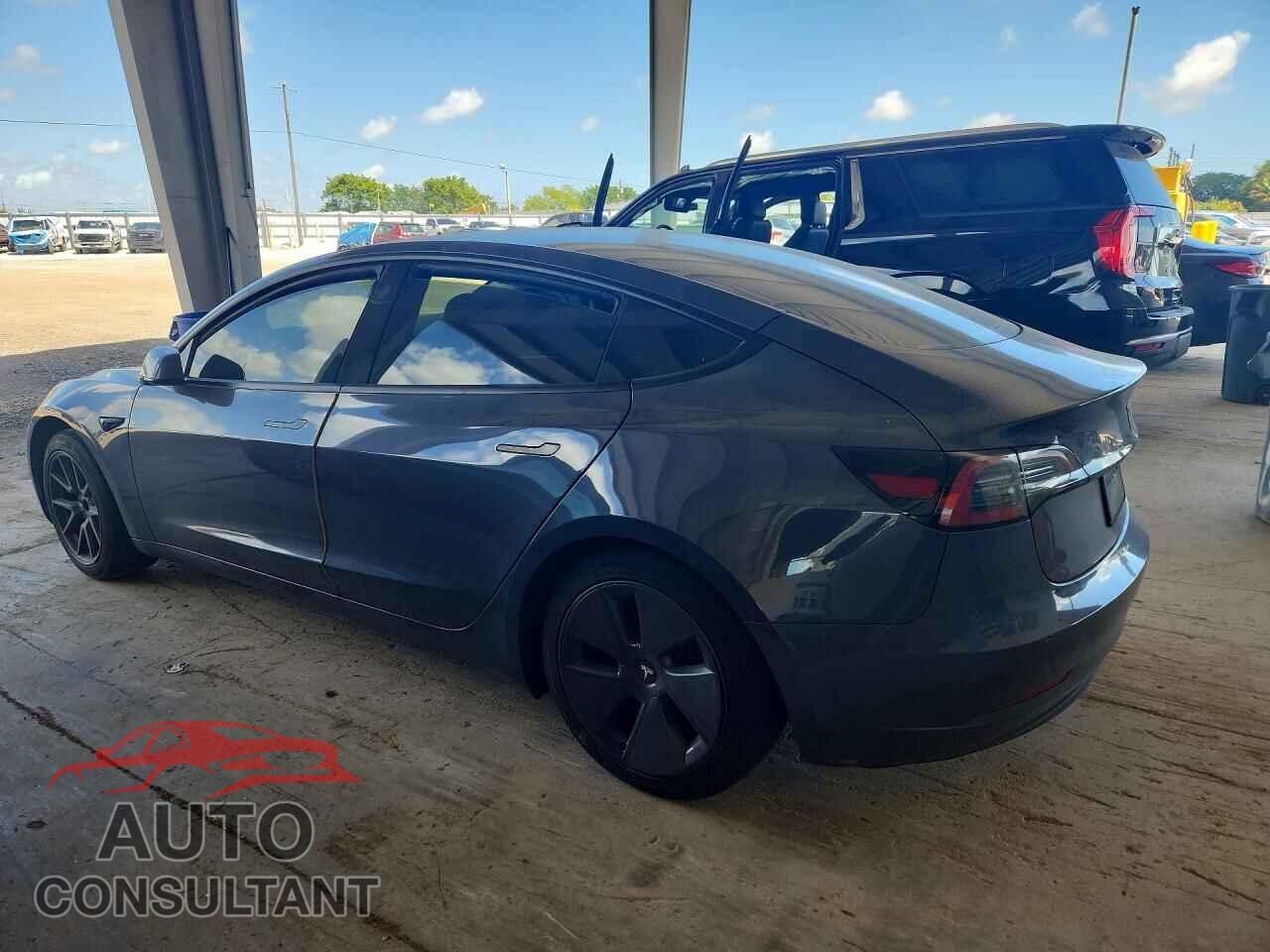 TESLA MODEL 3 2023 - 5YJ3E1EA1PF698409
