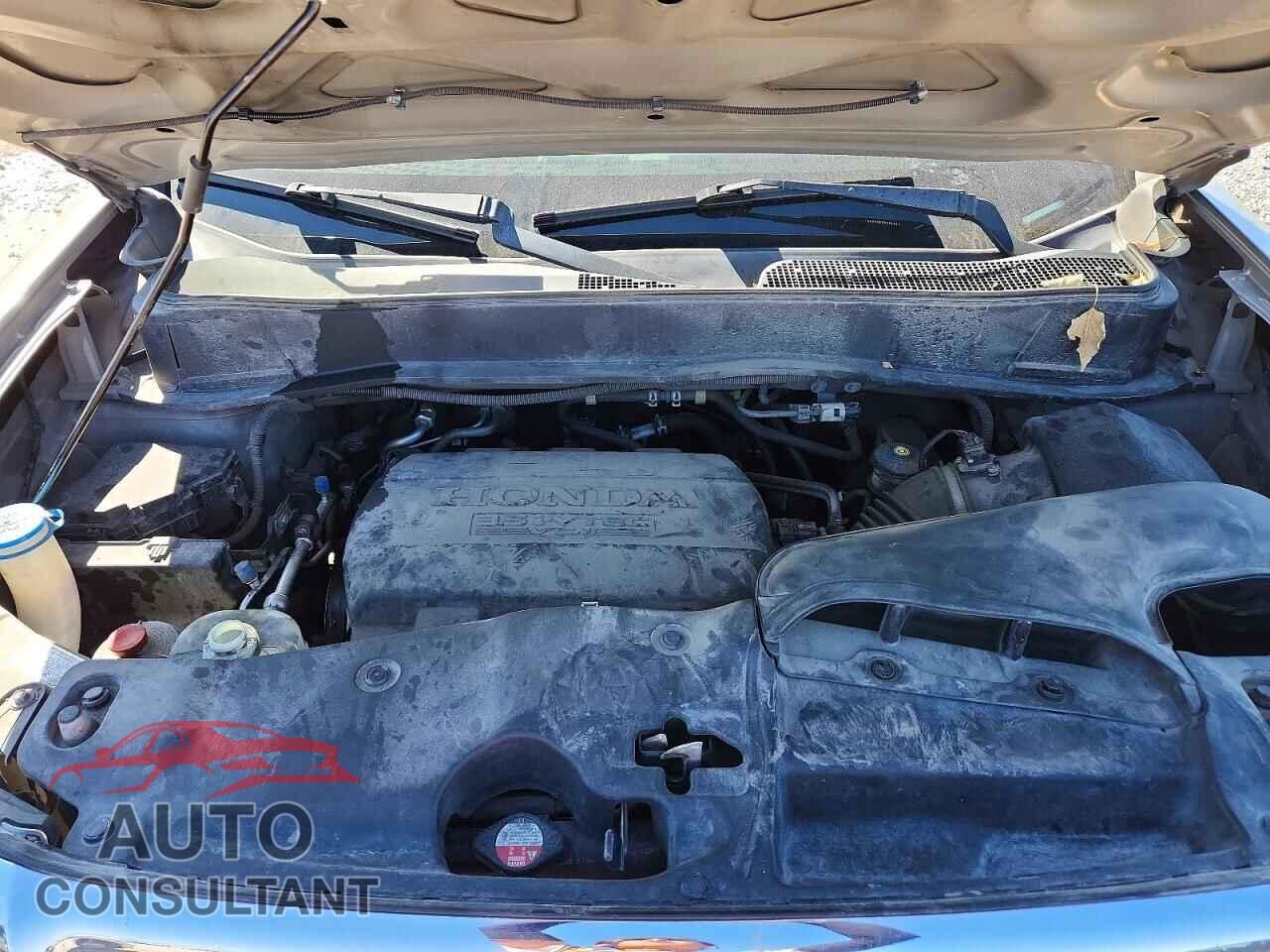 HONDA PILOT 2011 - 5FNYF4H48BB048124