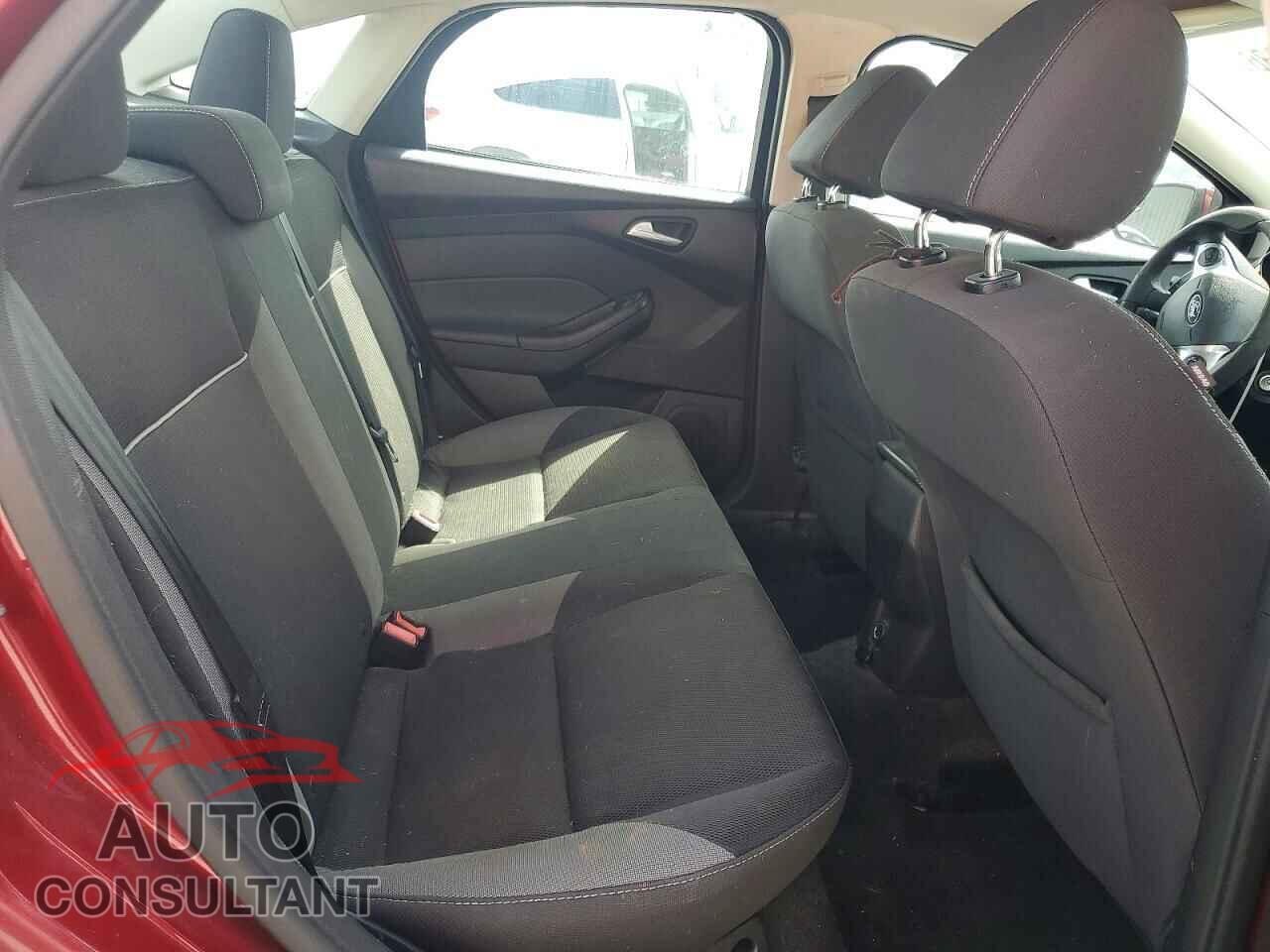 FORD FOCUS 2014 - 1FADP3F29EL202094