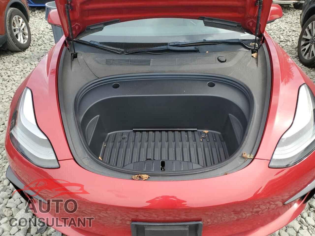 TESLA MODEL 3 2022 - 5YJ3E1EA9NF190136