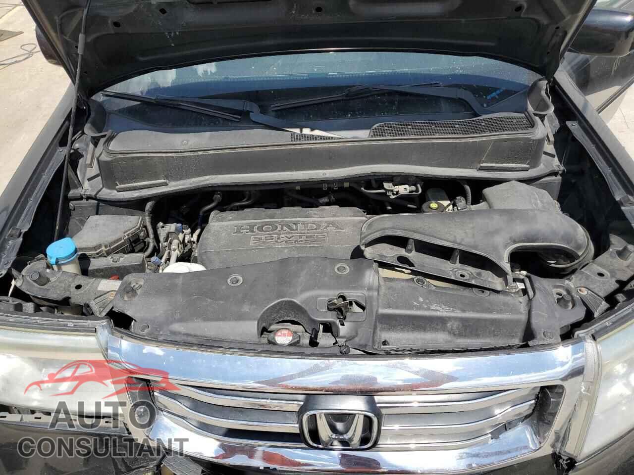 HONDA PILOT 2013 - 5FNYF4H71DB044008