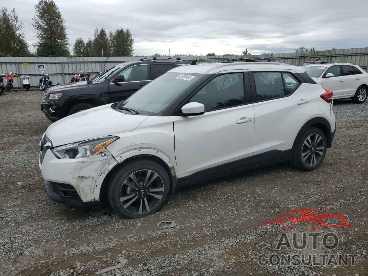 NISSAN KICKS 2018 - 3N1CP5CU8JL519342