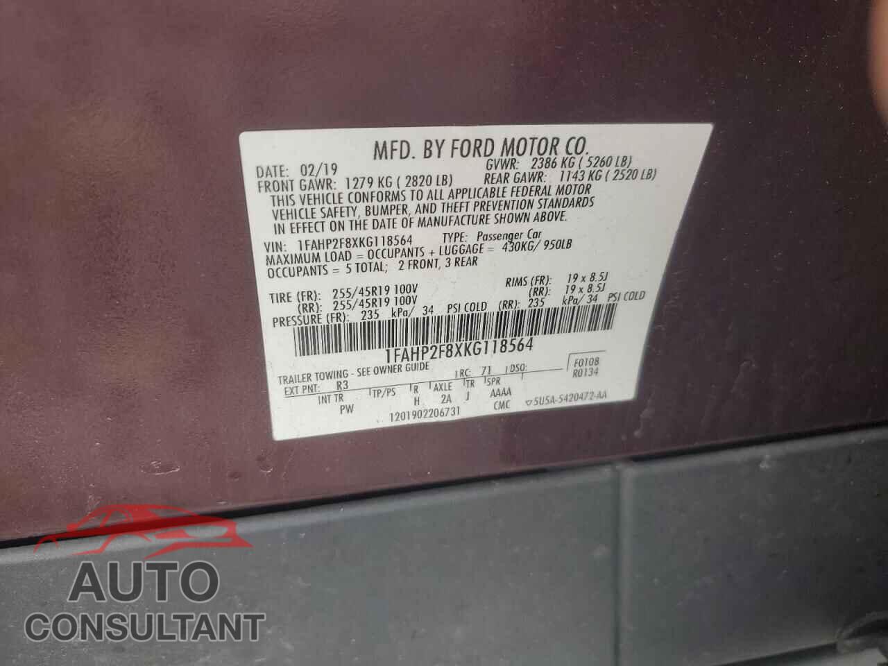 FORD TAURUS 2019 - 1FAHP2F8XKG118564