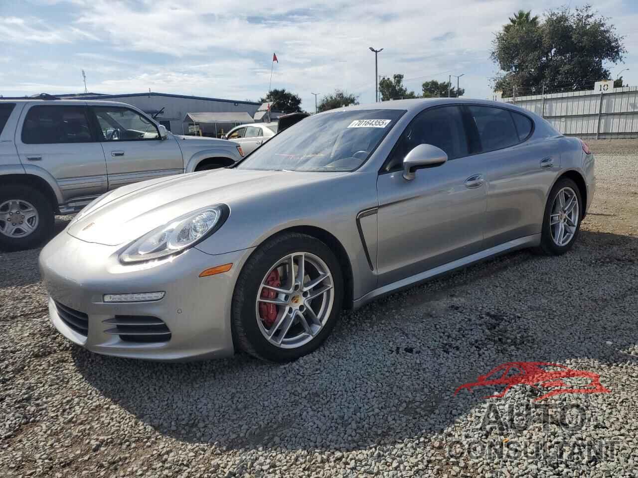 PORSCHE PANAMERA 2015 - WP0AA2A74FL002348