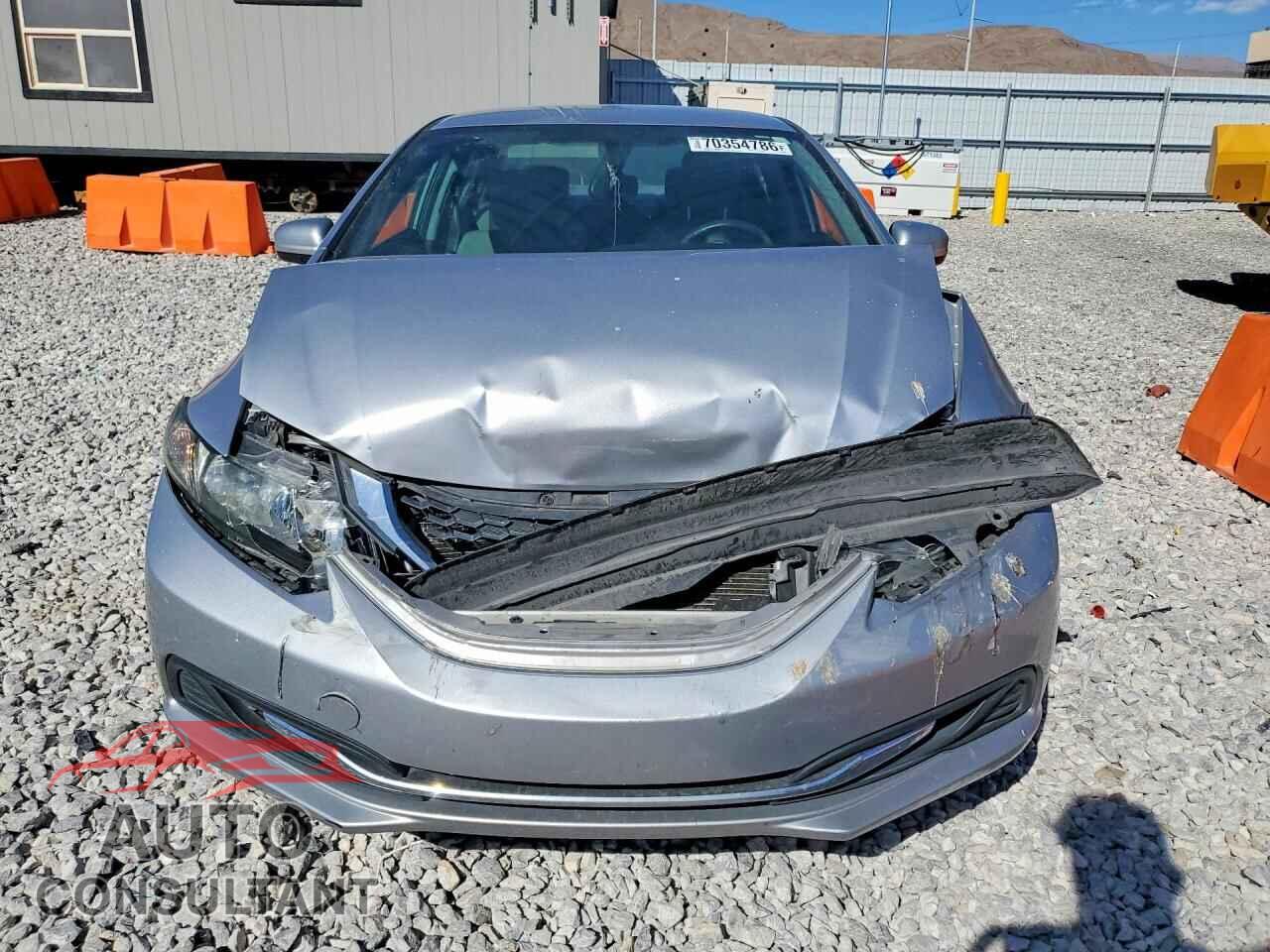 HONDA CIVIC 2015 - 19XFB2F55FE002930