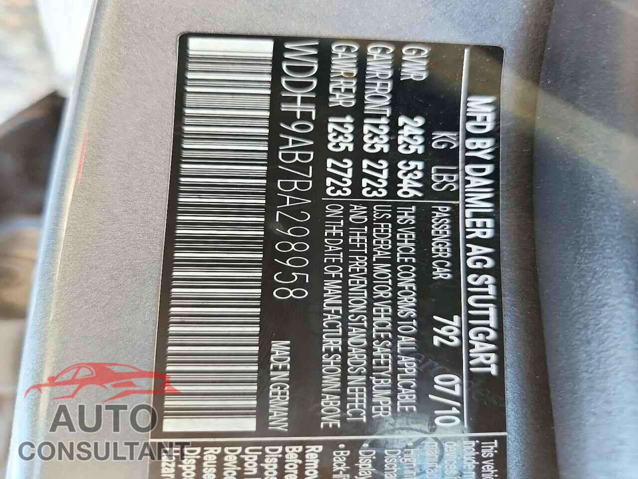 MERCEDES-BENZ E-CLASS 2011 - WDDHF9AB7BA298958