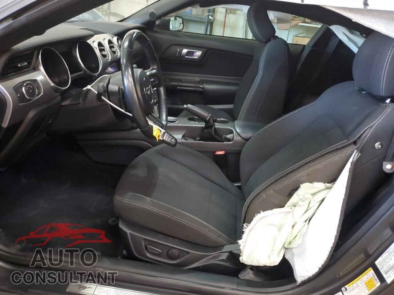 FORD MUSTANG 2020 - 1FA6P8CF4L5134110