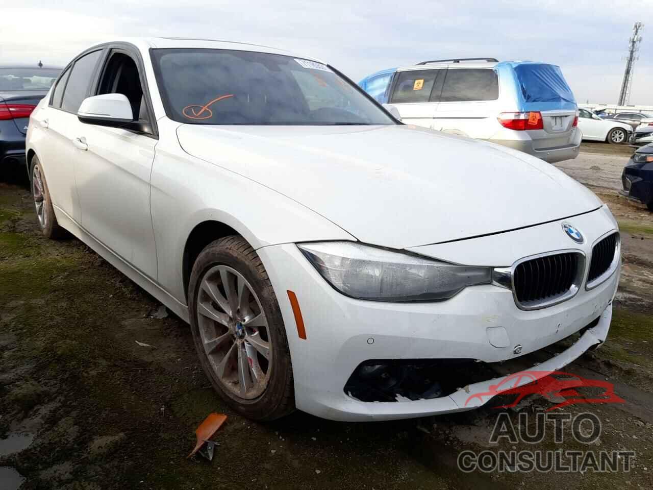 BMW 3 SERIES 2017 - WBA8E1G31HNU17441