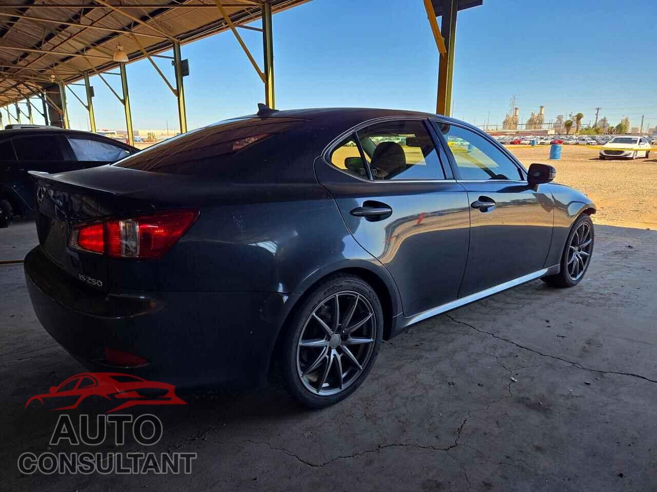 LEXUS IS 2011 - JTHBF5C20B5156755