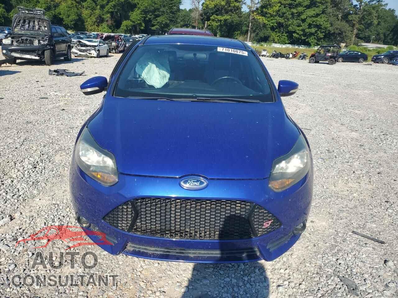 FORD FOCUS 2013 - 1FADP3L90DL359707