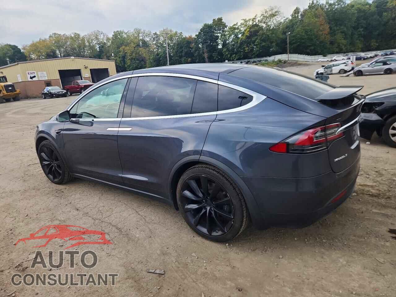 TESLA MODEL X 2018 - 5YJXCBE29JF101634