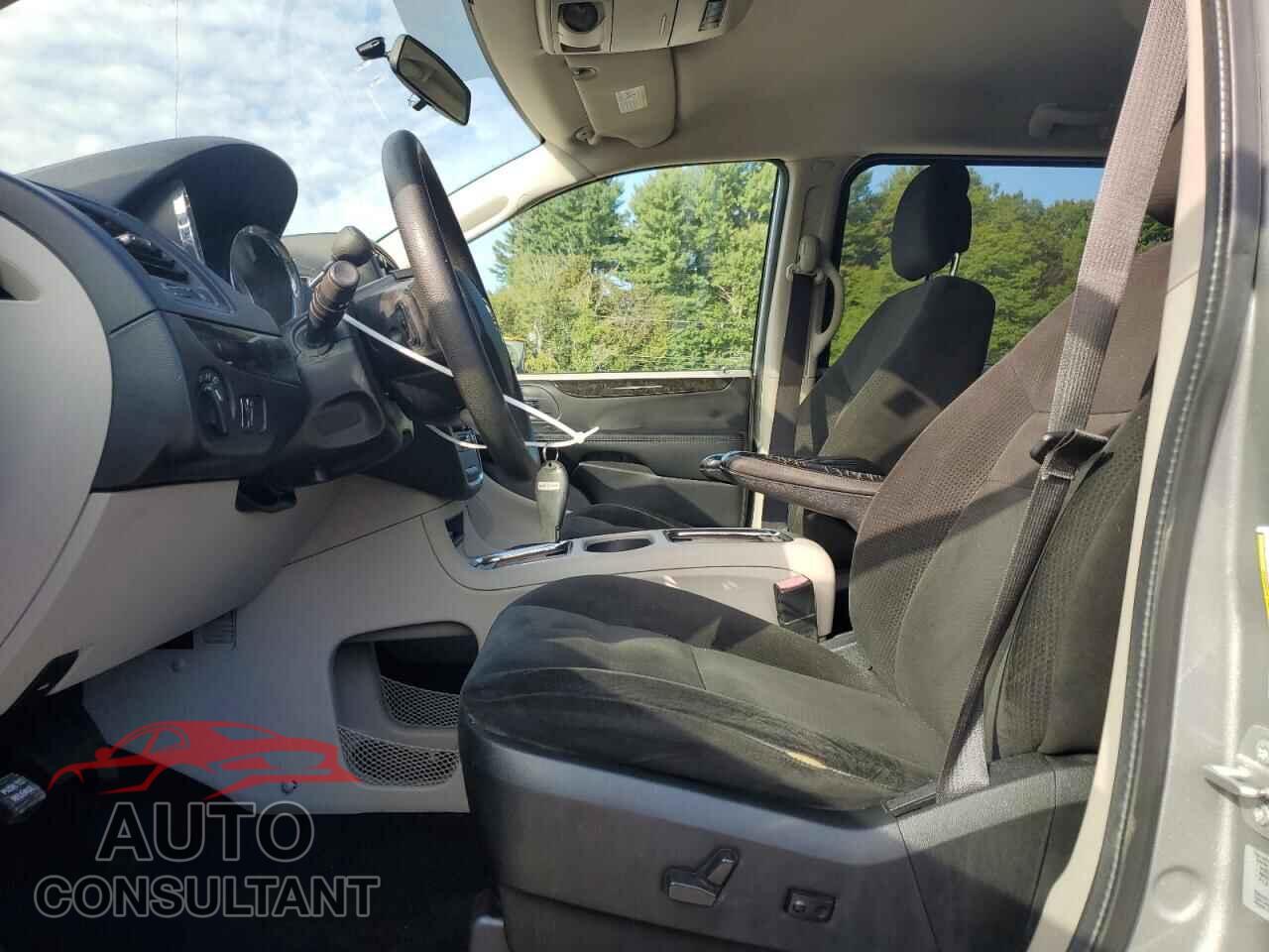 DODGE CARAVAN 2015 - 2C4RDGCG5FR717456