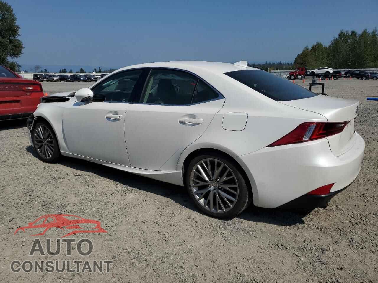 LEXUS IS 2015 - JTHCF1D28F5021721