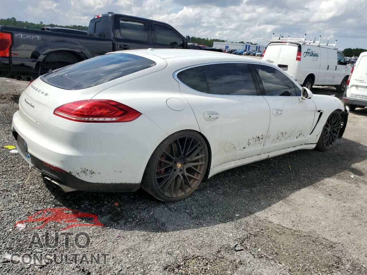 PORSCHE PANAMERA 2014 - WP0BC2A71EL077117