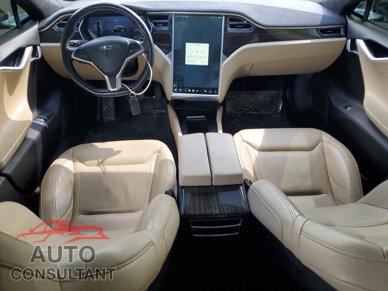 TESLA MODEL S 2015 - 5YJSA1E23FF115952
