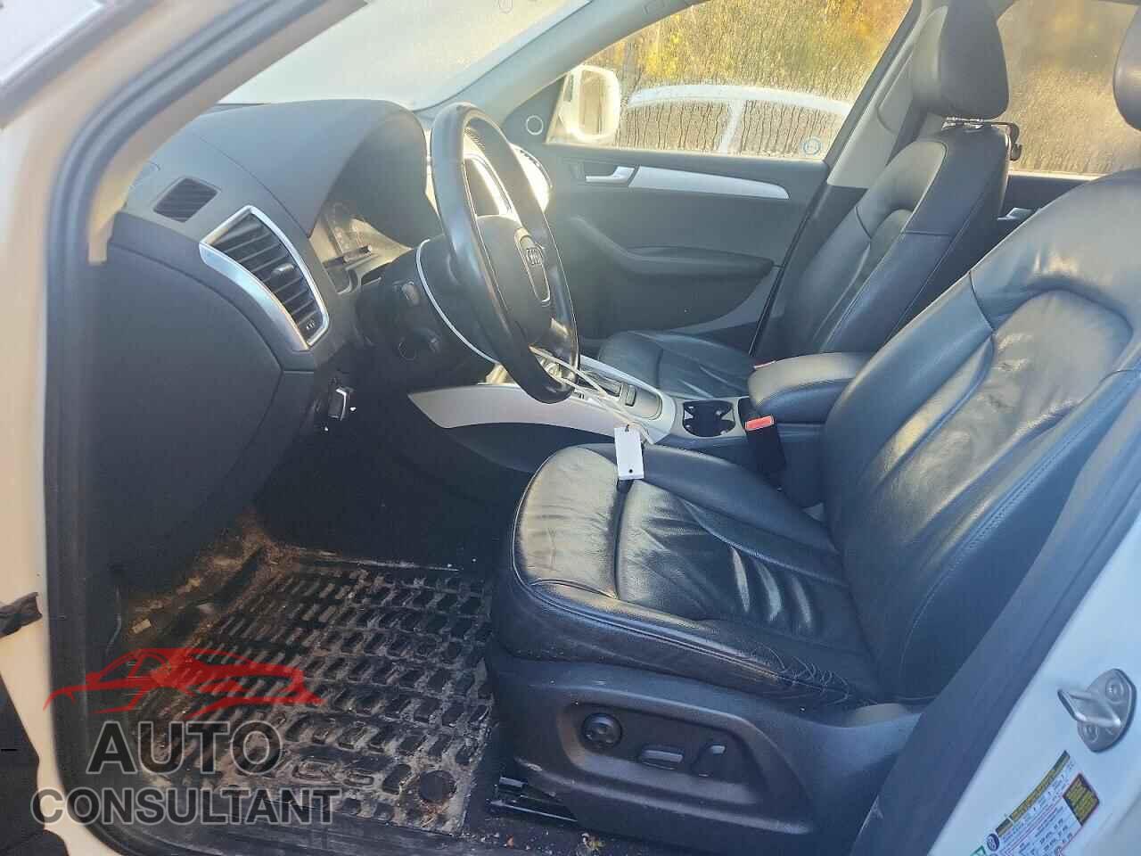 AUDI Q5 2011 - WA1LKCFP0BA099066