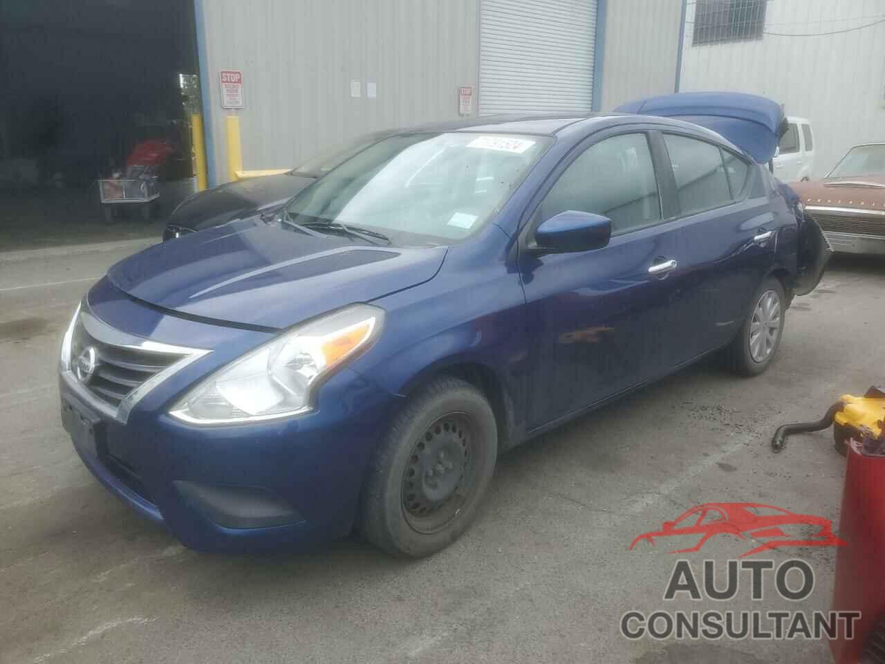 NISSAN VERSA 2018 - 3N1CN7APXJL845657