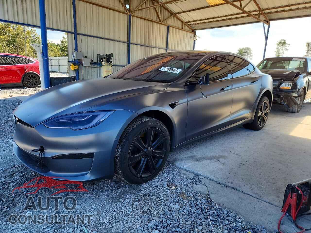 TESLA MODEL S 2022 - 5YJSA1E56NF467335