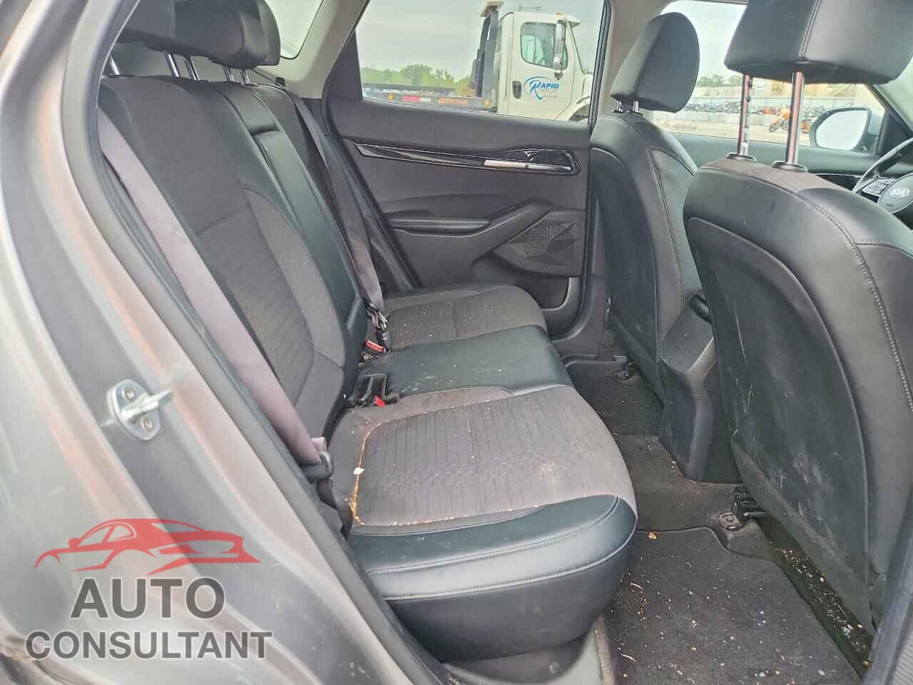 KIA SELTOS 2021 - KNDEUCAA2M7069482