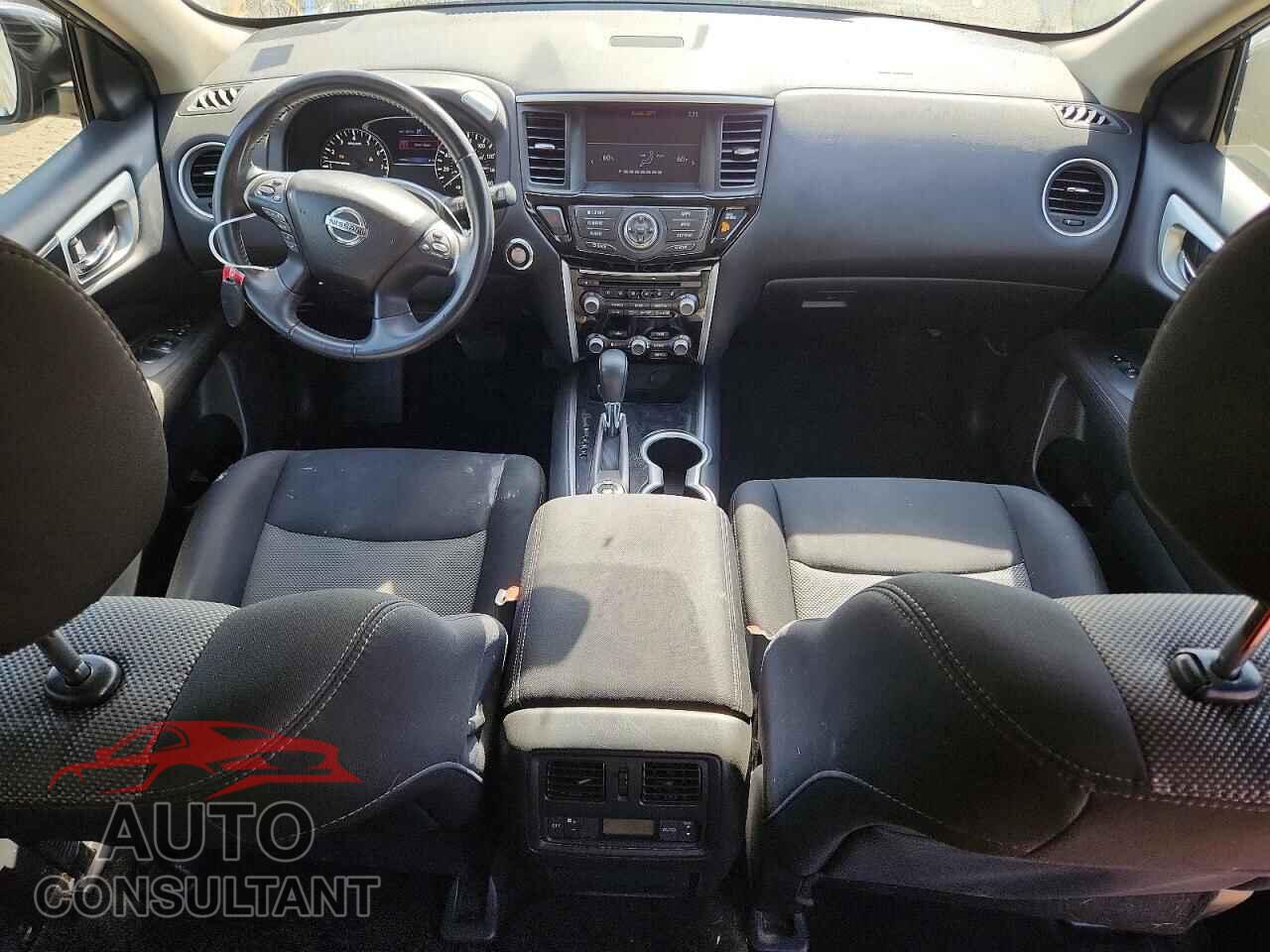 NISSAN PATHFINDER 2017 - 5N1DR2MM6HC632944