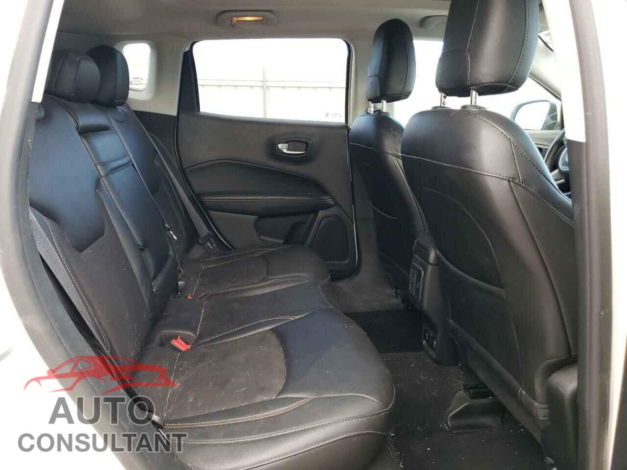 JEEP COMPASS 2018 - 3C4NJDBB6JT280634