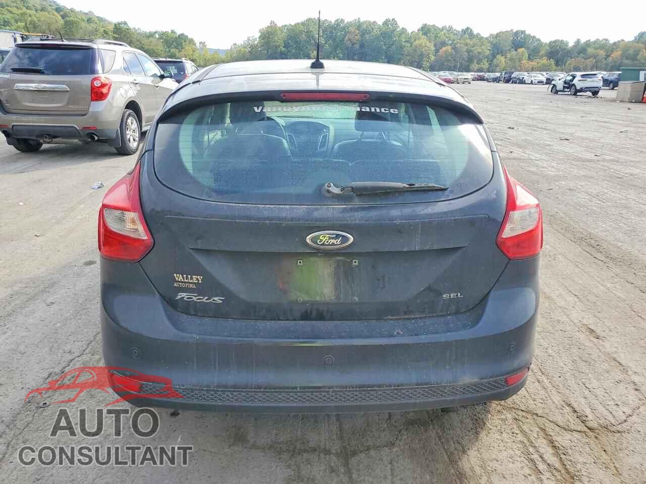 FORD FOCUS 2012 - 1FAHP3M22CL209938