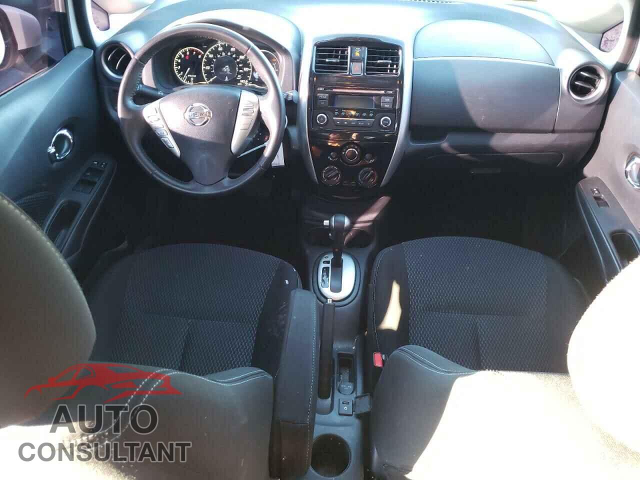 NISSAN VERSA 2015 - 3N1CE2CP3FL350661