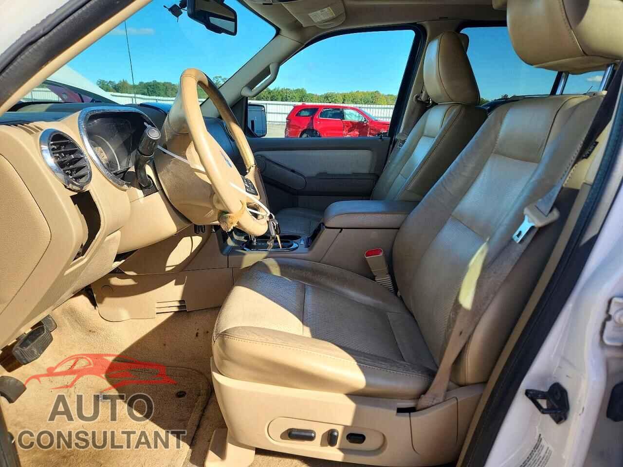 FORD EXPLORER 2010 - 1FMEU7F81AUA61461