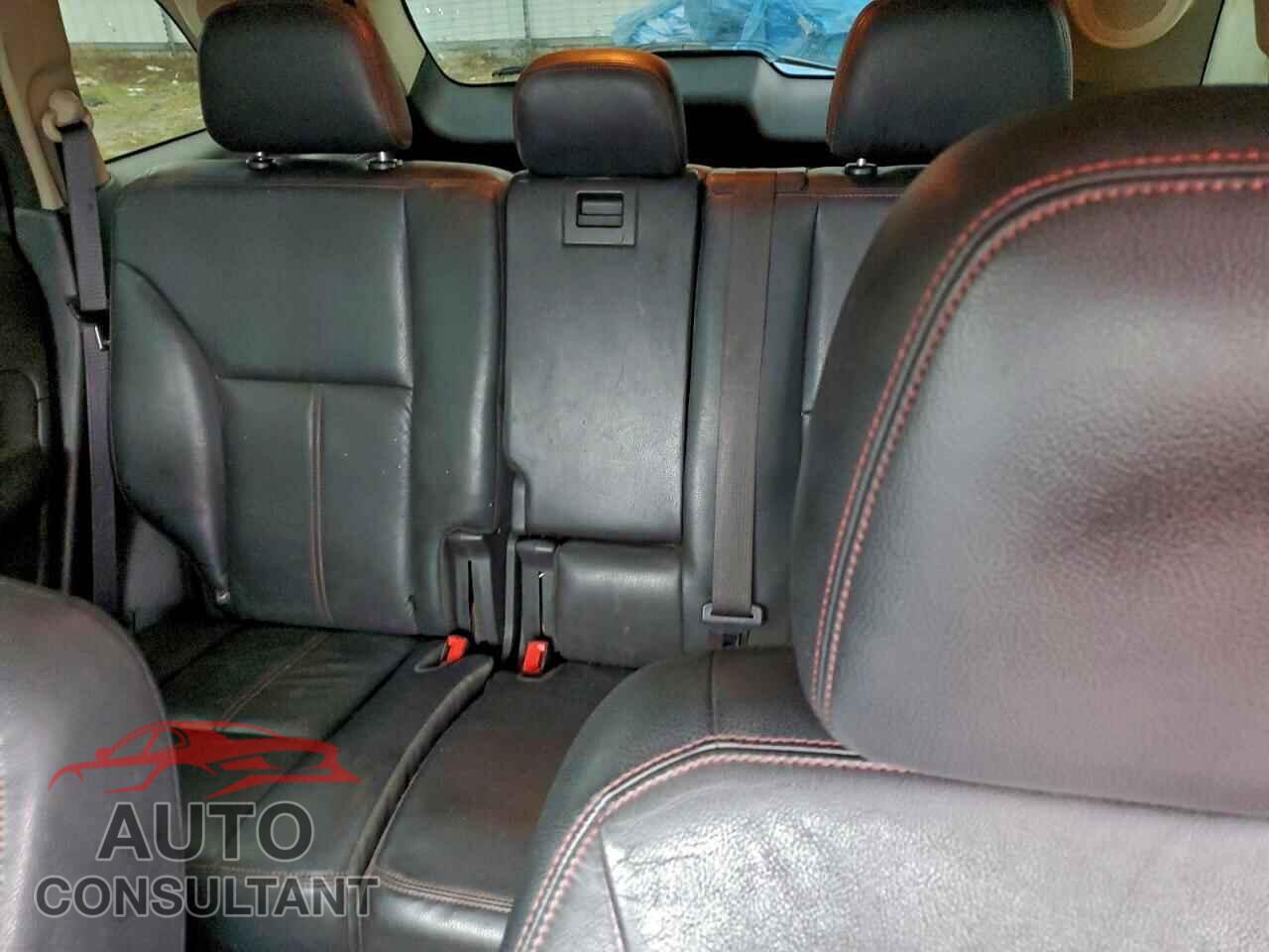FORD EDGE 2011 - 2FMDK3KC8BBA54017