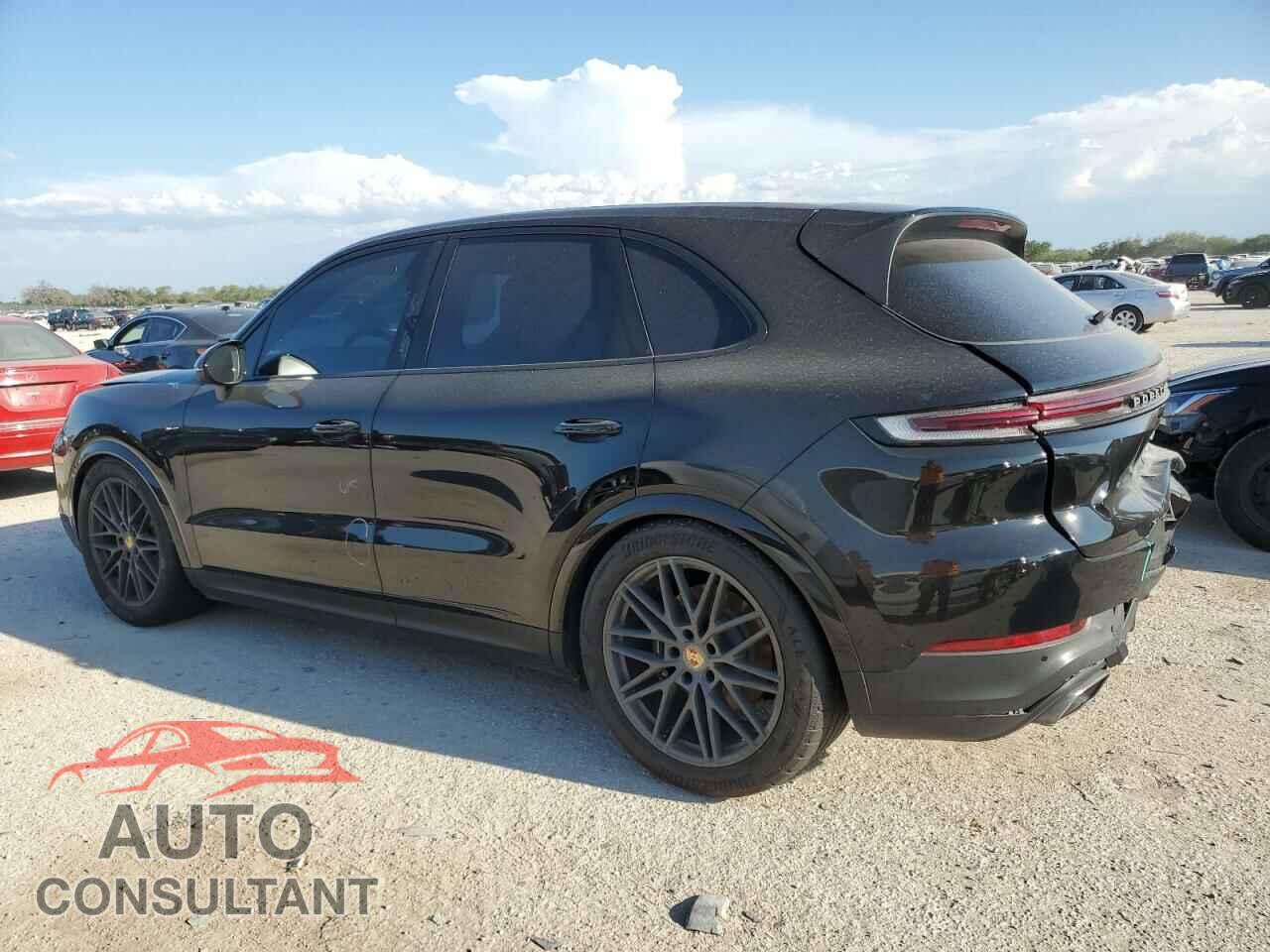 PORSCHE CAYENNE 2024 - WP1AA2AY4RDA04588