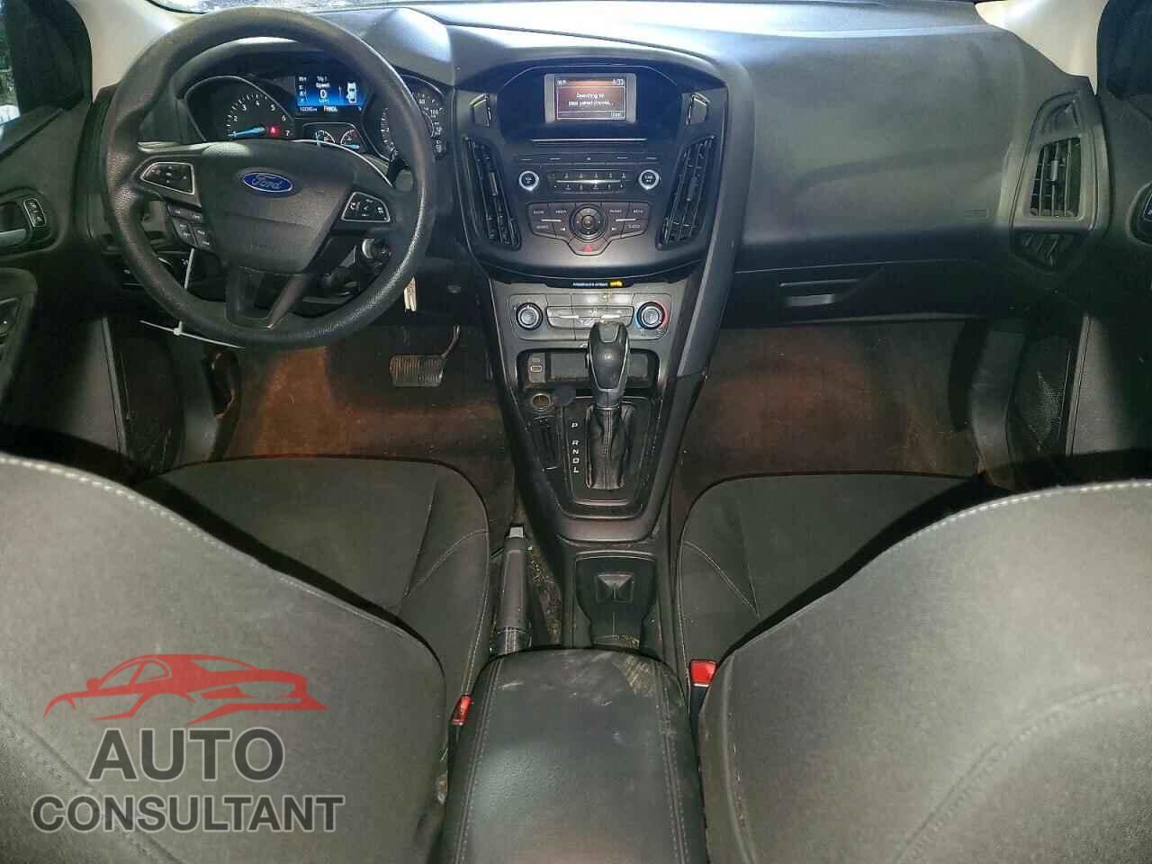 FORD FOCUS 2015 - 1FADP3K21FL245299