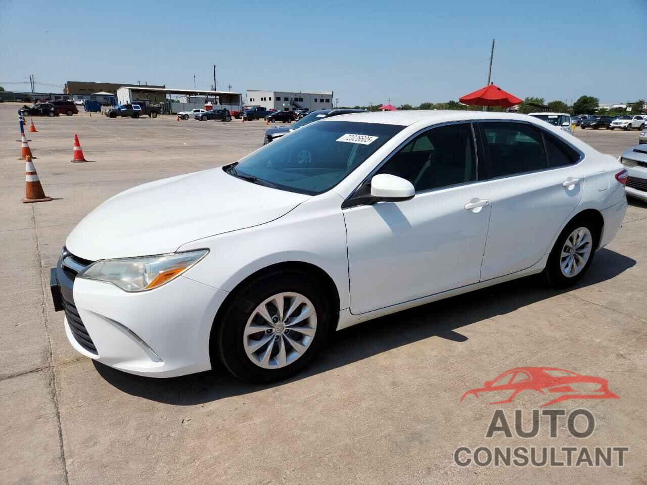 TOYOTA CAMRY 2015 - 4T4BF1FK8FR502411