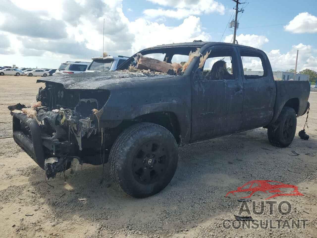 TOYOTA TACOMA 2015 - 5TFJU4GN3FX086387