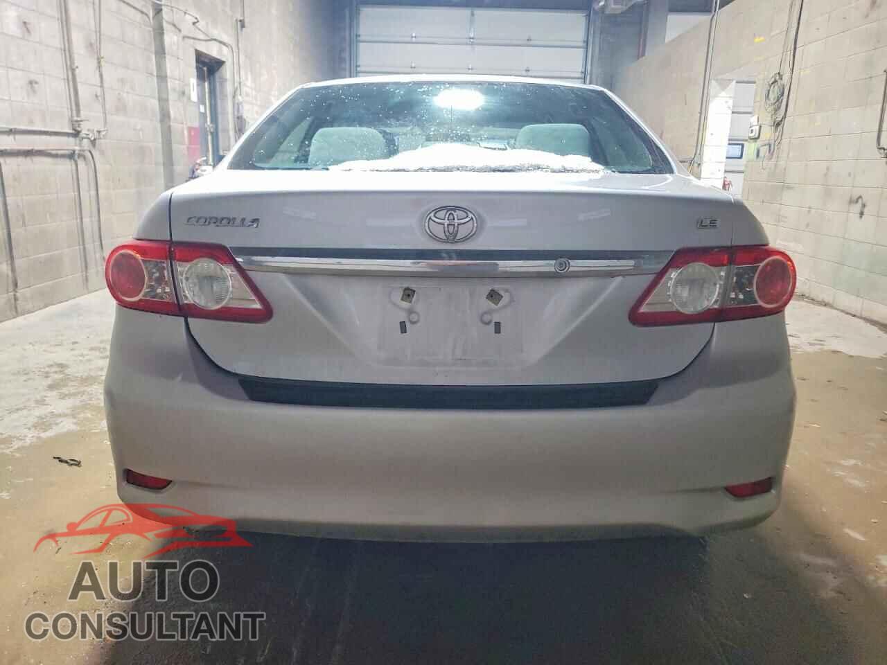 TOYOTA COROLLA 2013 - 2T1BU4EE0DC057111