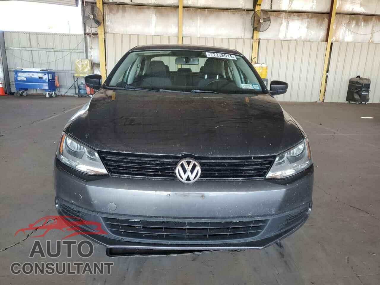 VOLKSWAGEN JETTA 2012 - 3VW2K7AJ3CM357495