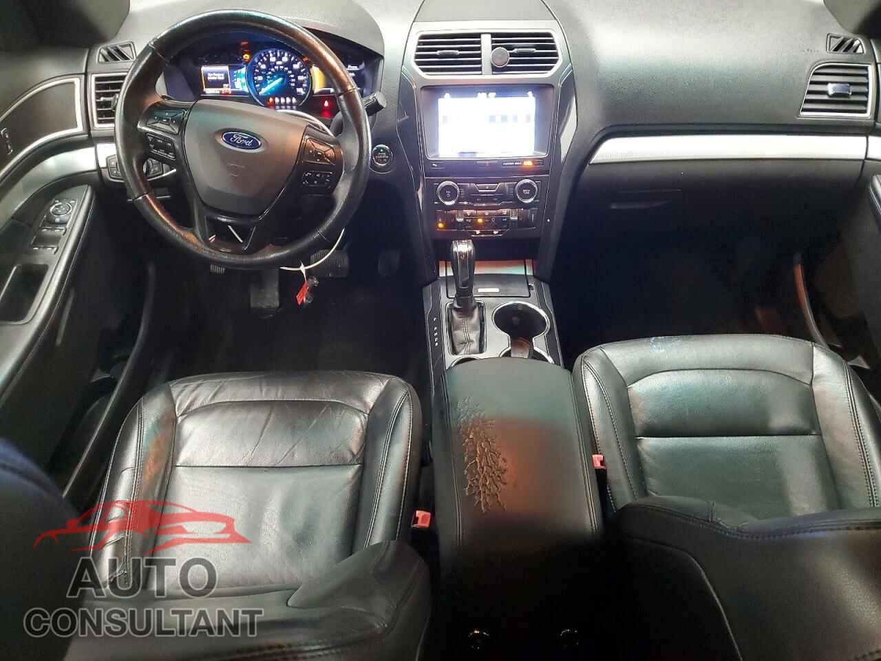 FORD EXPLORER 2017 - 1FM5K7D84HGB12856
