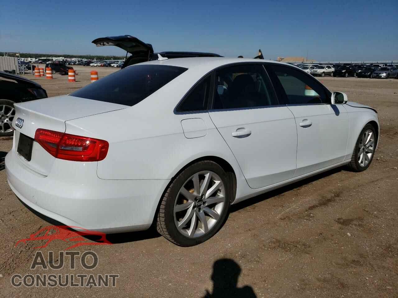 AUDI A4 2013 - WAUFFAFL5DN015258
