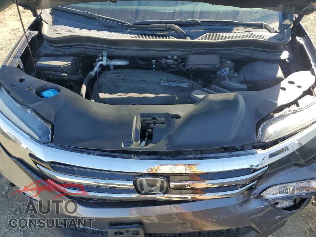 HONDA PILOT 2017 - 5FNYF5H96HB025385