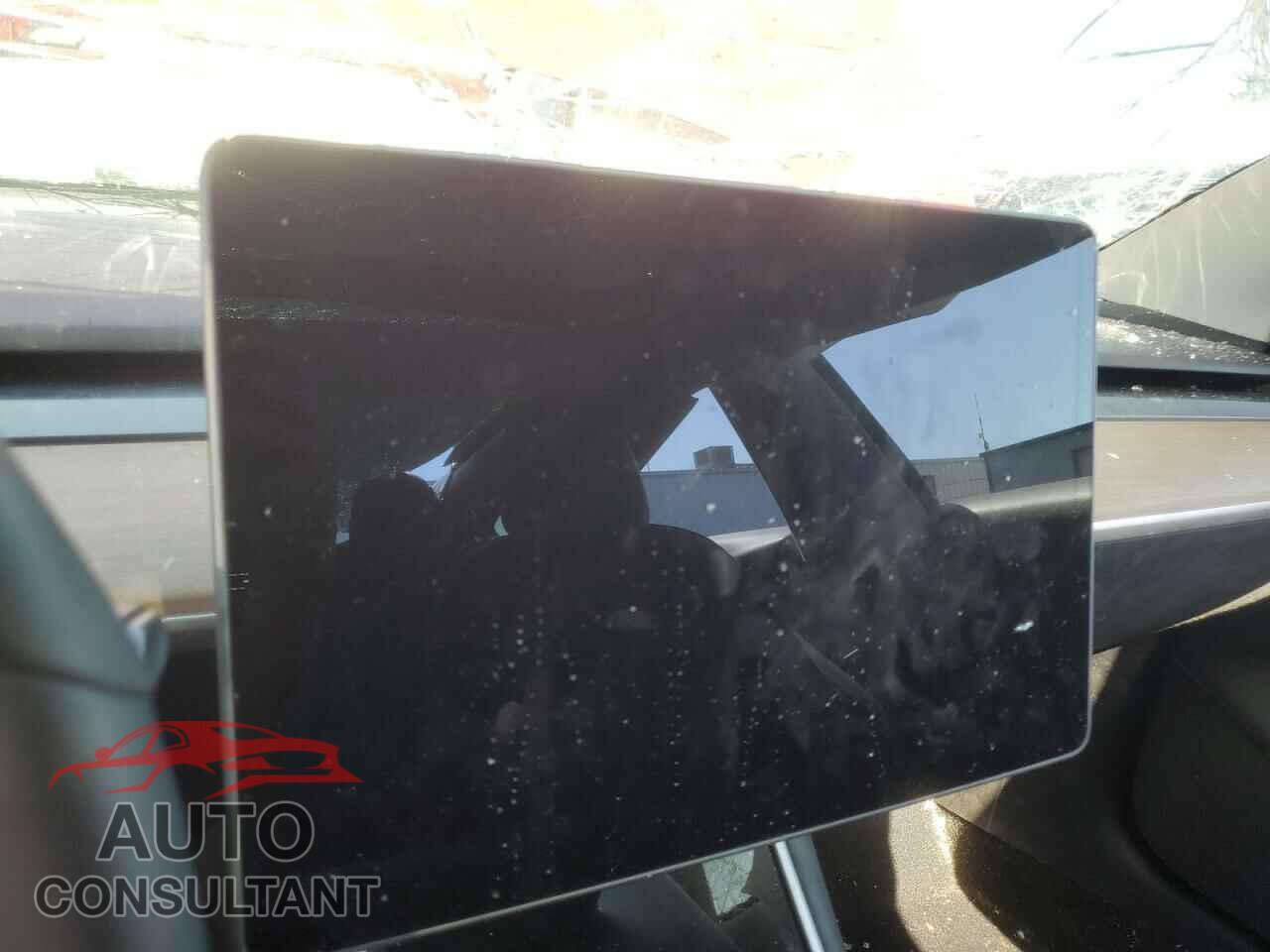 TESLA MODEL 3 2020 - 5YJ3E1EB0LF664366