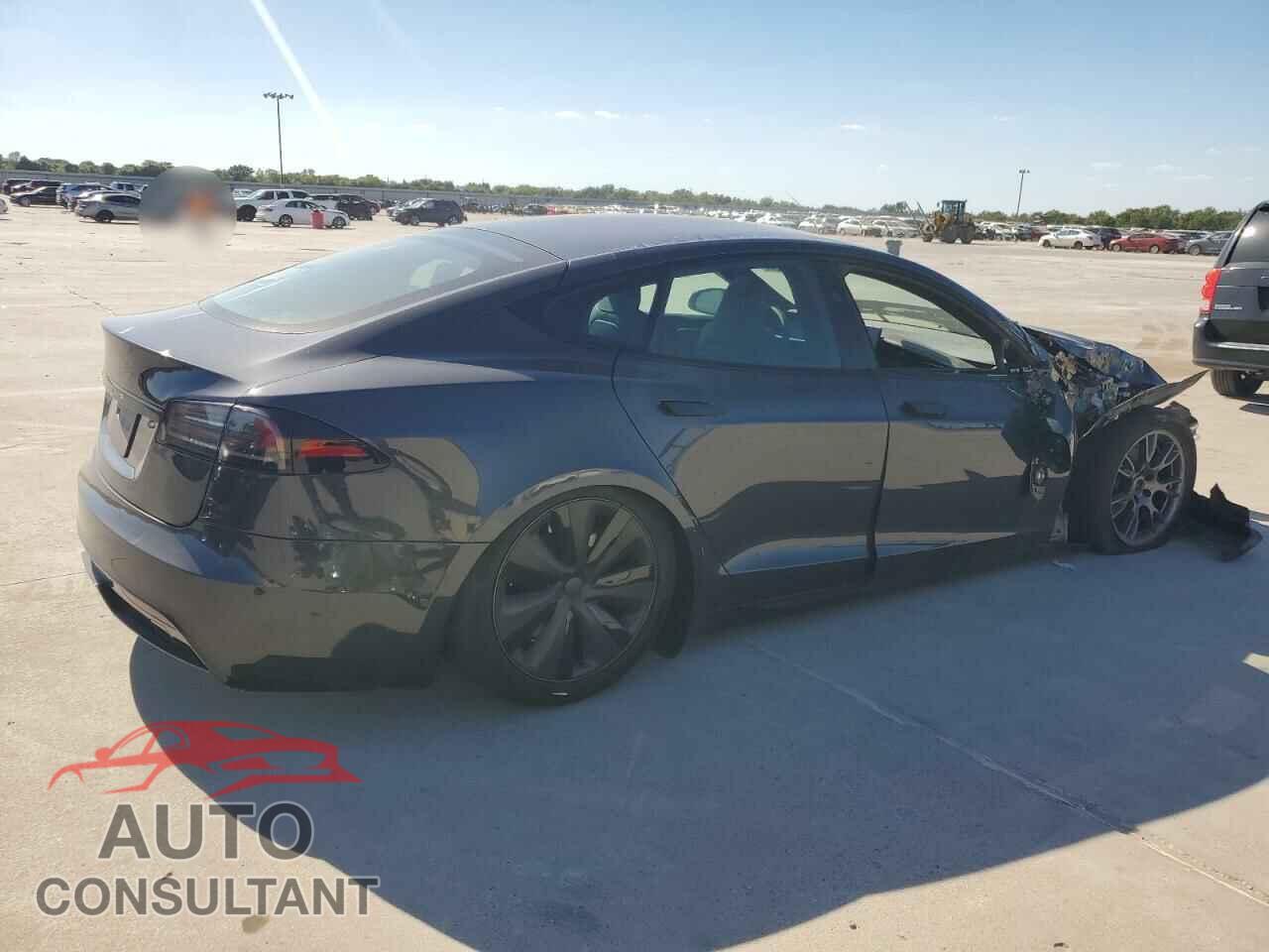 TESLA MODEL S 2024 - 5YJSA1E5XRF542575