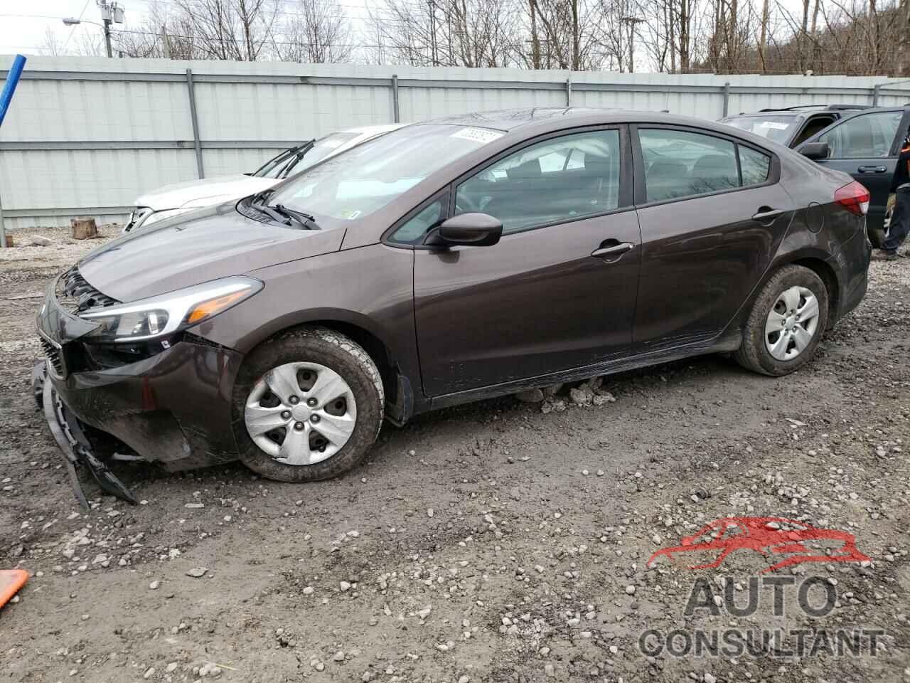 KIA FORTE 2018 - 3KPFK4A77JE174695