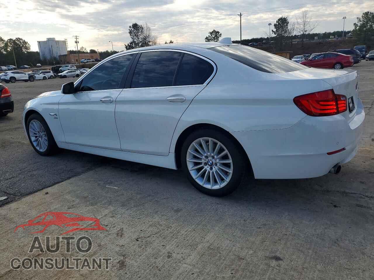 BMW 5 SERIES 2011 - WBAFU7C55BC871005