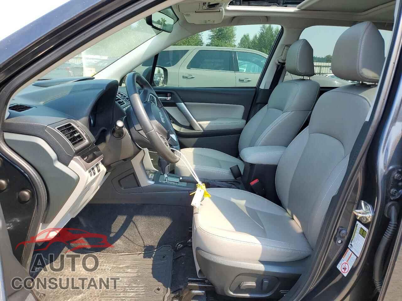 SUBARU FORESTER 2017 - JF2SJALC8HH484449