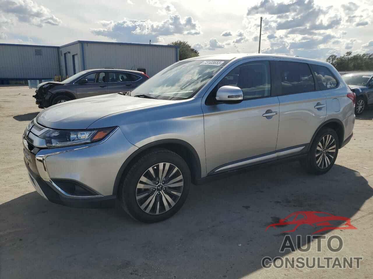 MITSUBISHI OUTLANDER 2019 - JA4AD3A35KZ020403
