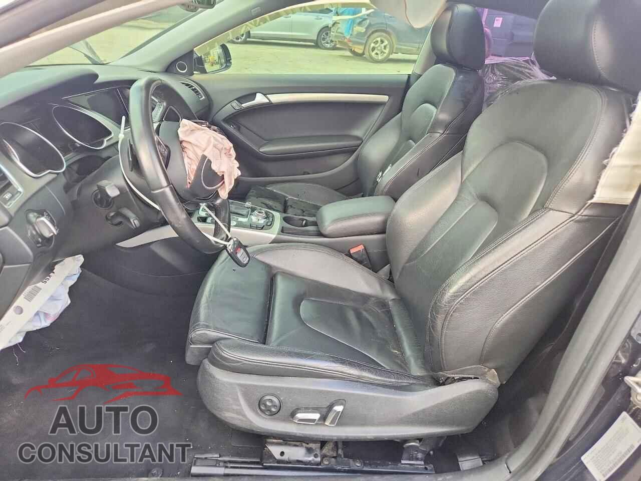 AUDI A5 2013 - WAULFAFR2DA019797